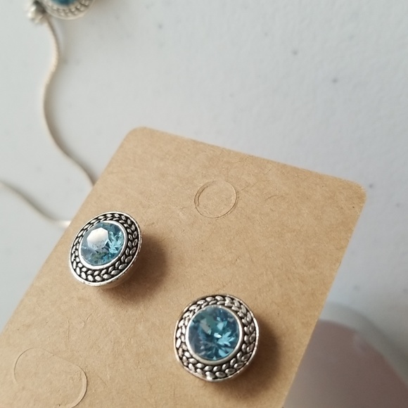 Napier Set of Necklace & Post Earrings, NWT - Picture 5 of 9